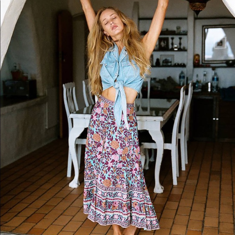 Arnhem Spanish Rose skirt US 4/ AU 8